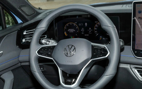 Volkswagen Tiguan, 2026 год, 4 390 000 рублей, 10 фотография
