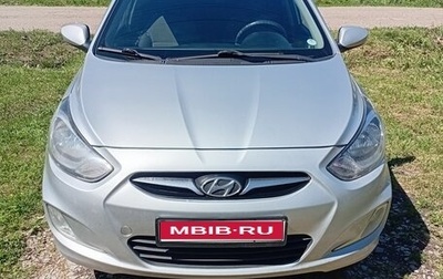 Hyundai Solaris II рестайлинг, 2012 год, 680 000 рублей, 1 фотография