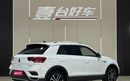 Volkswagen T-Roc I, 2023 год, 1 490 000 рублей, 4 фотография