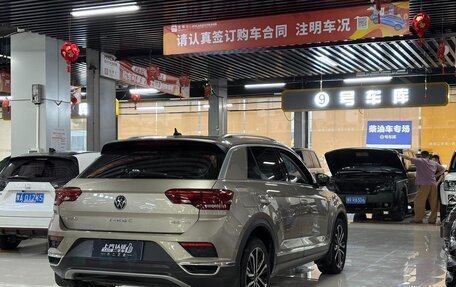 Volkswagen T-Roc I, 2023 год, 1 480 000 рублей, 5 фотография
