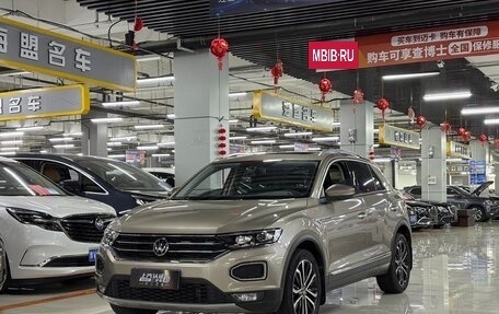 Volkswagen T-Roc I, 2023 год, 1 480 000 рублей, 3 фотография