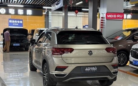 Volkswagen T-Roc I, 2023 год, 1 480 000 рублей, 4 фотография