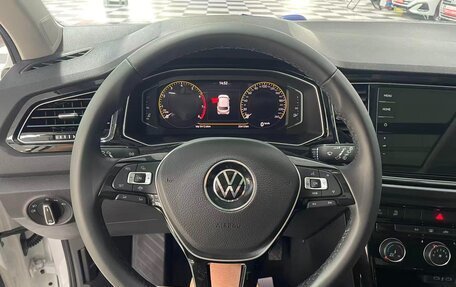 Volkswagen T-Roc I, 2023 год, 1 490 000 рублей, 9 фотография
