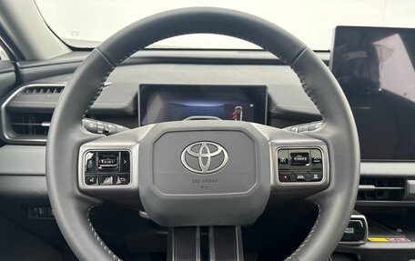 Toyota RAV4, 2026 год, 4 450 000 рублей, 13 фотография