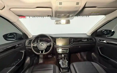 Volkswagen T-Roc I, 2022 год, 1 640 000 рублей, 8 фотография