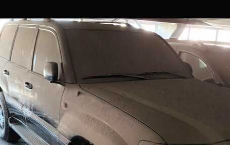 Toyota Land Cruiser 100 рестайлинг 2, 2006 год, 3 800 000 рублей, 5 фотография