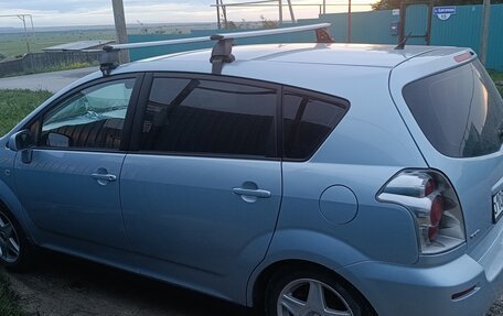 Toyota Corolla Verso I, 2005 год, 749 000 рублей, 5 фотография