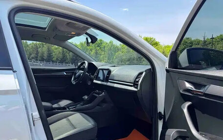 Skoda Karoq I, 2023 год, 1 695 028 рублей, 12 фотография