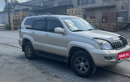 Toyota Land Cruiser Prado 120 рестайлинг, 2008 год, 2 300 000 рублей, 3 фотография