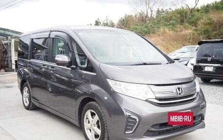 Honda Stepwgn IV, 2016 год, 1 250 000 рублей, 2 фотография