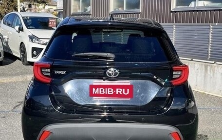 Toyota Yaris, 2022 год, 850 000 рублей, 6 фотография