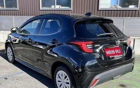 Toyota Yaris, 2022 год, 850 000 рублей, 5 фотография