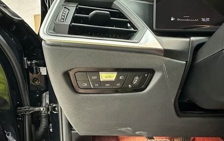 BMW 3 серия, 2023 год, 2 650 000 рублей, 10 фотография