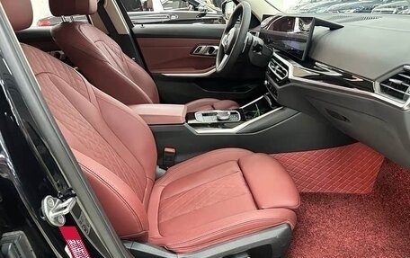 BMW 3 серия, 2023 год, 2 650 000 рублей, 13 фотография