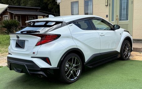 Toyota C-HR I рестайлинг, 2021 год, 1 536 000 рублей, 5 фотография