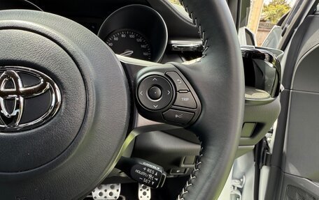 Toyota C-HR I рестайлинг, 2021 год, 1 536 000 рублей, 14 фотография