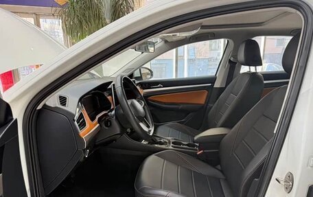 Volkswagen Bora, 2022 год, 1 410 000 рублей, 7 фотография