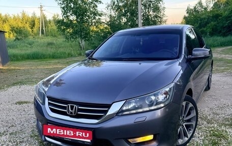 Honda Accord IX рестайлинг, 2013 год, 1 600 000 рублей, 9 фотография