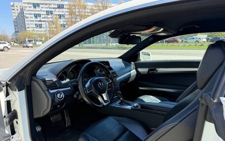 Mercedes-Benz E-Класс, 2011 год, 1 200 000 рублей, 10 фотография