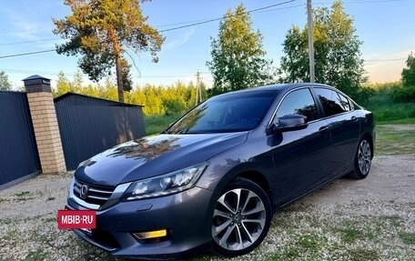 Honda Accord IX рестайлинг, 2013 год, 1 600 000 рублей, 19 фотография