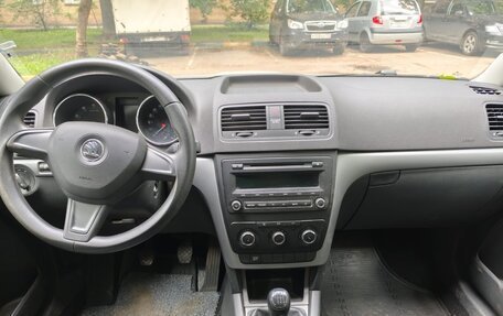 Skoda Yeti I рестайлинг, 2014 год, 900 000 рублей, 12 фотография