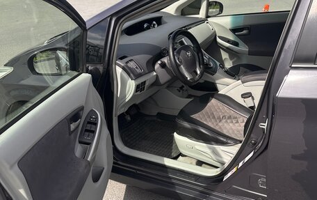 Toyota Prius, 2009 год, 1 000 000 рублей, 9 фотография