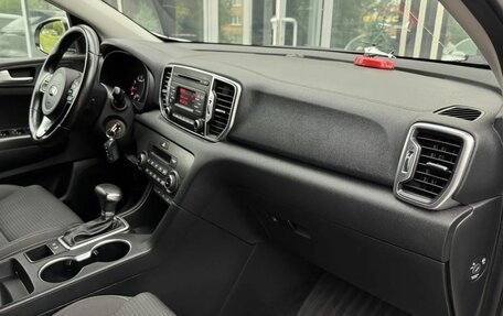 KIA Sportage IV рестайлинг, 2018 год, 1 950 000 рублей, 23 фотография