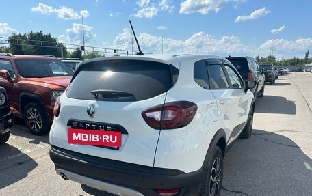 Renault Kaptur I рестайлинг, 2020 год, 1 562 000 рублей, 3 фотография