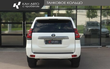 Toyota Land Cruiser Prado 150 рестайлинг 2, 2019 год, 4 423 000 рублей, 4 фотография