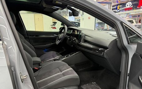 Volkswagen Golf VIII, 2023 год, 1 690 000 рублей, 10 фотография