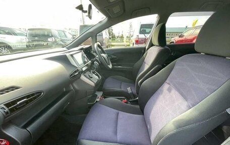 Toyota Wish II, 2015 год, 990 000 рублей, 22 фотография