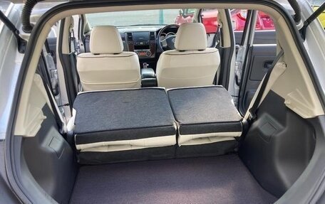 Nissan Tiida, 2011 год, 640 000 рублей, 23 фотография