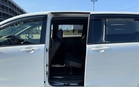 Honda Freed I, 2015 год, 864 000 рублей, 19 фотография