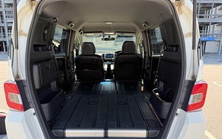 Honda Freed I, 2015 год, 864 000 рублей, 24 фотография