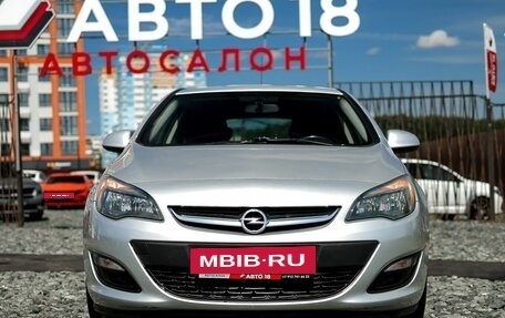 Opel Astra J, 2014 год, 639 000 рублей, 3 фотография