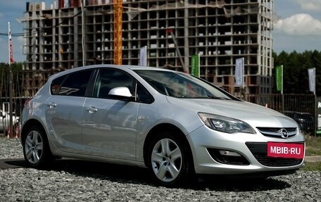 Opel Astra J, 2014 год, 639 000 рублей, 4 фотография