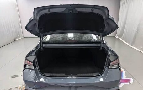 Hyundai Elantra, 2022 год, 1 220 000 рублей, 7 фотография