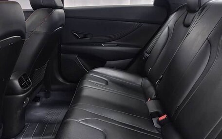 Hyundai Elantra, 2022 год, 1 220 000 рублей, 16 фотография