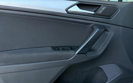 Volkswagen Tiguan II, 2020 год, 2 495 000 рублей, 7 фотография