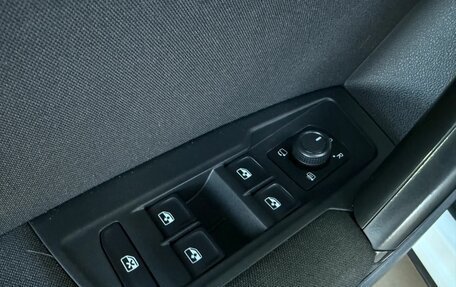 Volkswagen Tiguan II, 2020 год, 2 495 000 рублей, 8 фотография