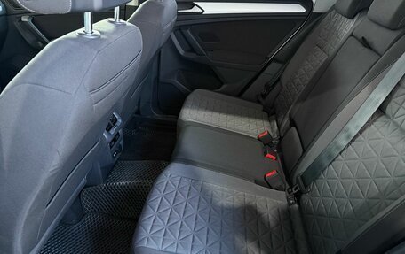 Volkswagen Tiguan II, 2020 год, 2 495 000 рублей, 21 фотография