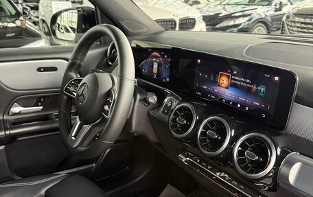 Mercedes-Benz GLB, 2021 год, 3 585 000 рублей, 26 фотография