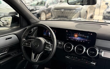 Mercedes-Benz GLB, 2021 год, 3 585 000 рублей, 17 фотография