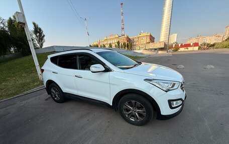 Hyundai Santa Fe III рестайлинг, 2012 год, 1 700 000 рублей, 2 фотография