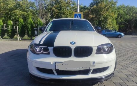 BMW 1 серия, 2008 год, 1 000 000 рублей, 2 фотография