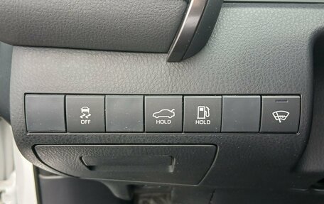 Toyota Camry, 2019 год, 3 124 000 рублей, 19 фотография