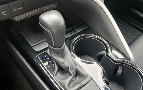 Toyota Camry, 2019 год, 3 124 000 рублей, 16 фотография