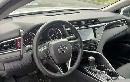 Toyota Camry, 2019 год, 3 124 000 рублей, 12 фотография