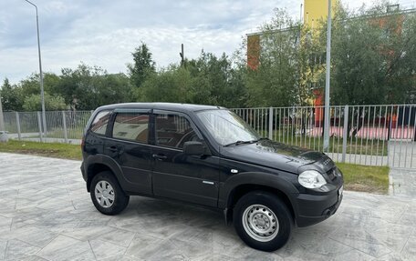 Chevrolet Niva I рестайлинг, 2011 год, 450 000 рублей, 6 фотография