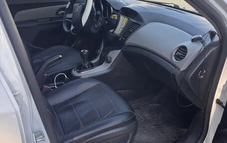 Chevrolet Cruze II, 2012 год, 797 000 рублей, 3 фотография
